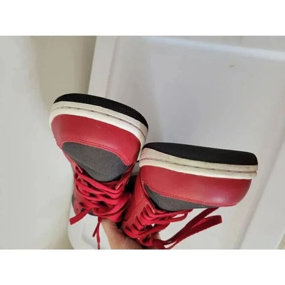 Jordan 1 Retro LowGym Red Black White 10.5 - Picture 11 of 15